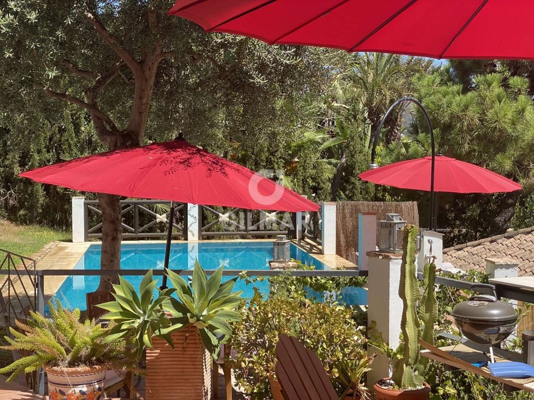 Villa in Benahavis, Andalusia, Spain 3 - 17260946