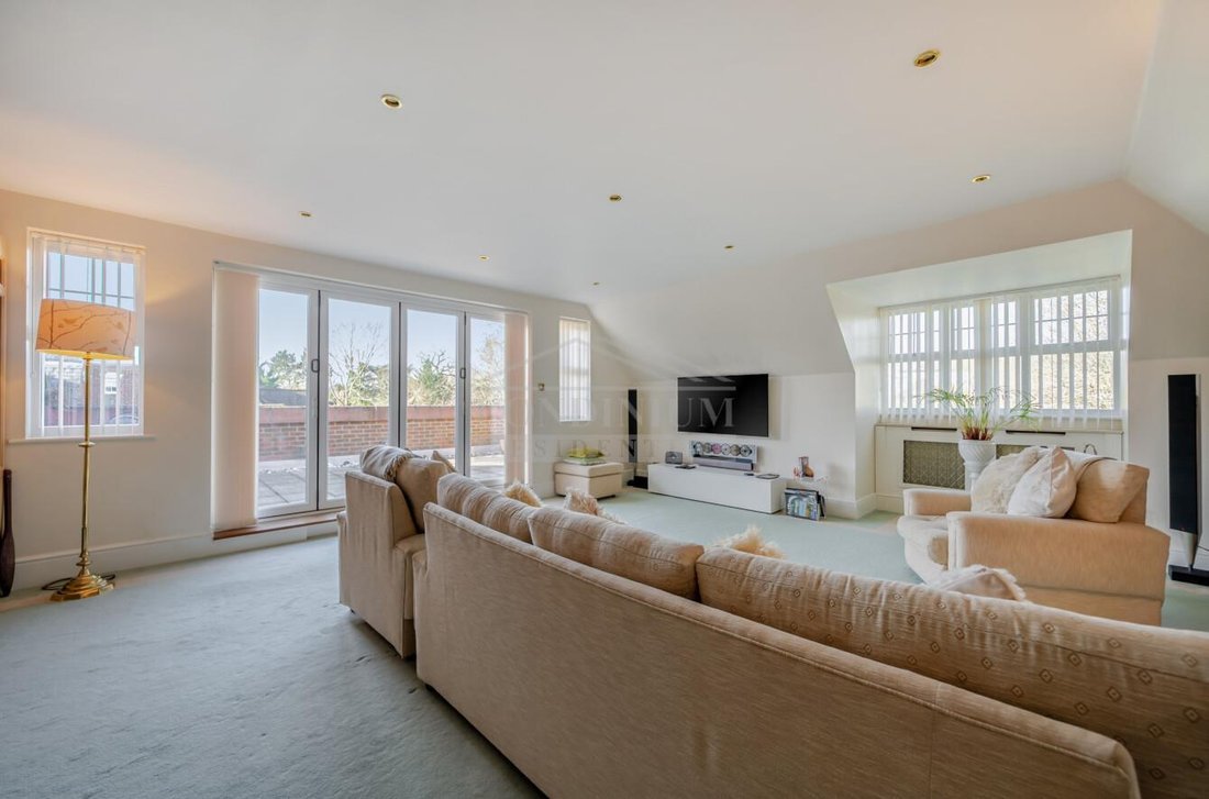 Penthouse in Little Common, Harrow, England 5 - 17262203