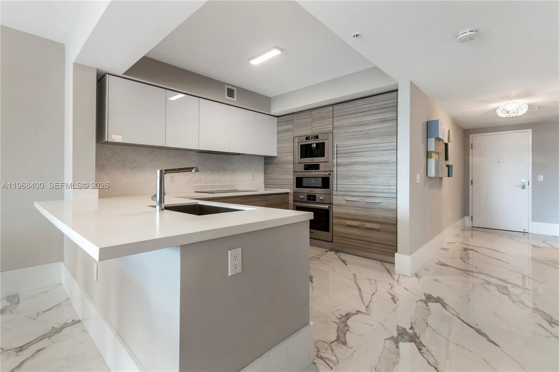 Condo in Sunny Isles Beach, Florida, United States 5 - 17261368