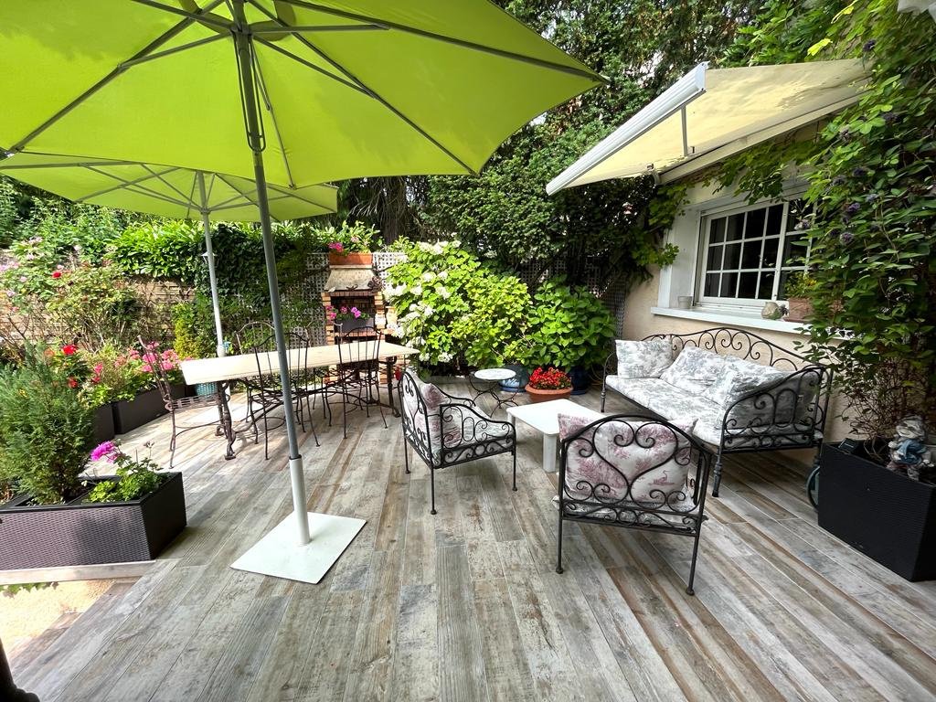 House in Chateau de Vaucresson, Vaucresson, France 2 - 16099434