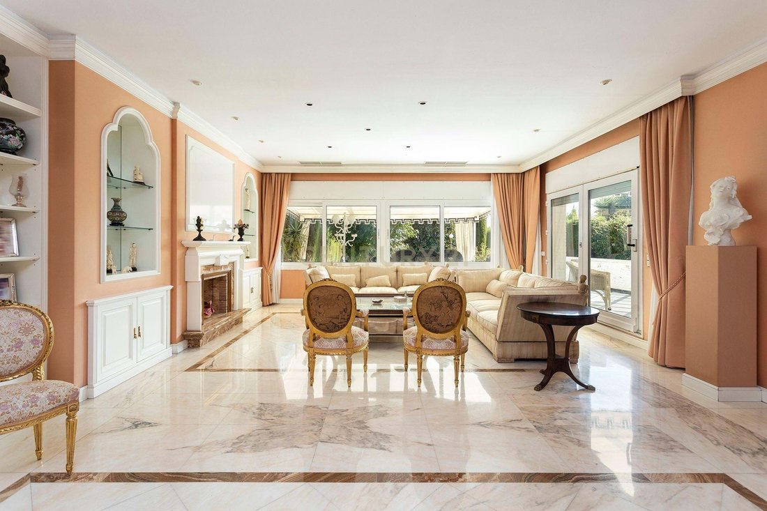 Villa in Les Corts, Barcelona, Spain 3 - 17263421