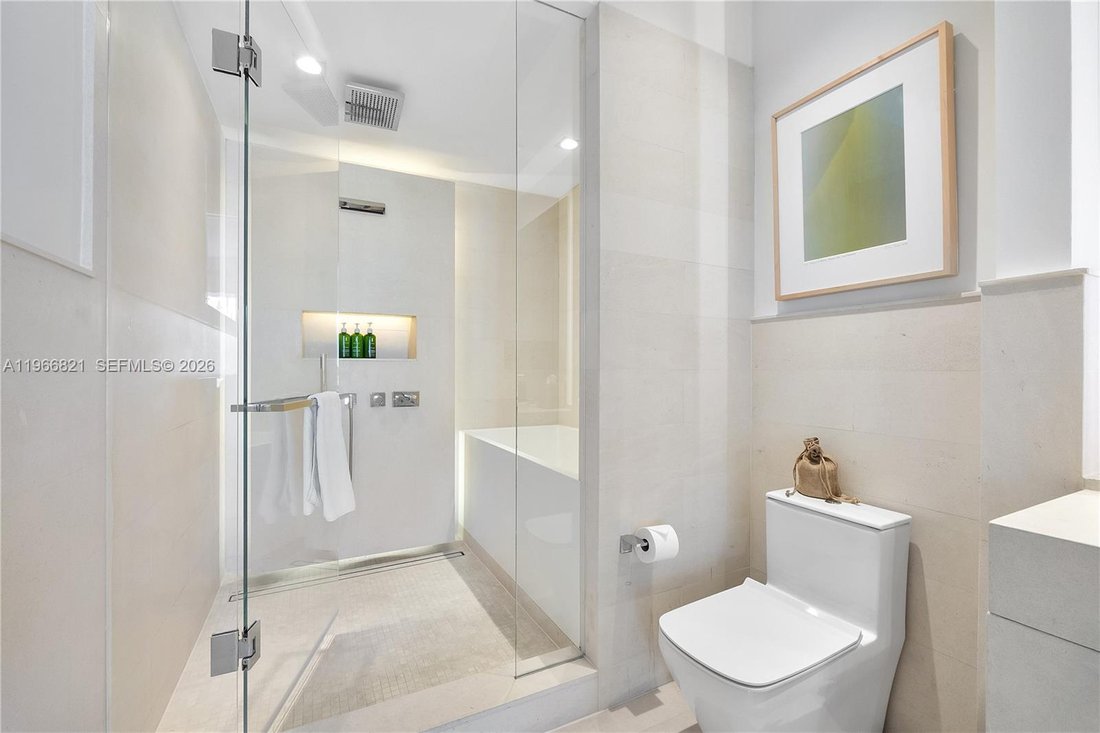 Condo in Miami Beach, Florida, United States 5 - 17262029