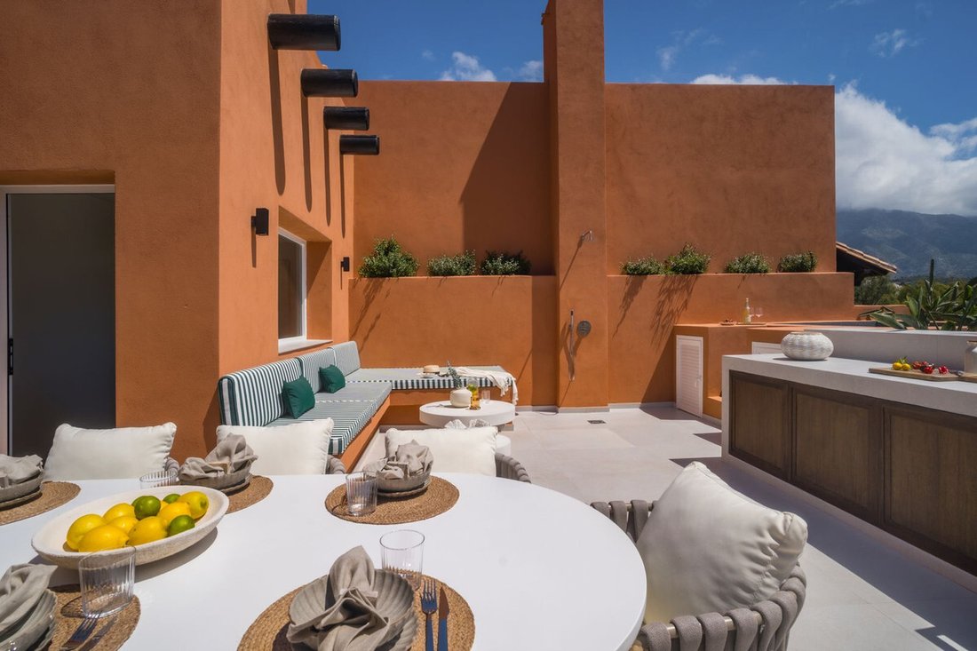 Penthouse in Puerto Banus, Marbella, Spain 1 - 17260244