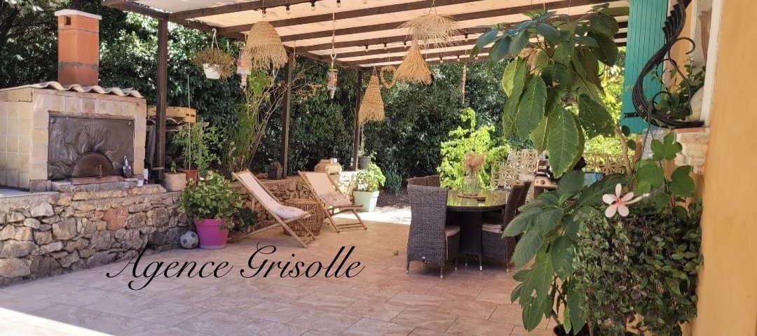 Villa in Besse-sur-Issole, Provence-Alpes-Côte d'Azur, France 4 - 17260766