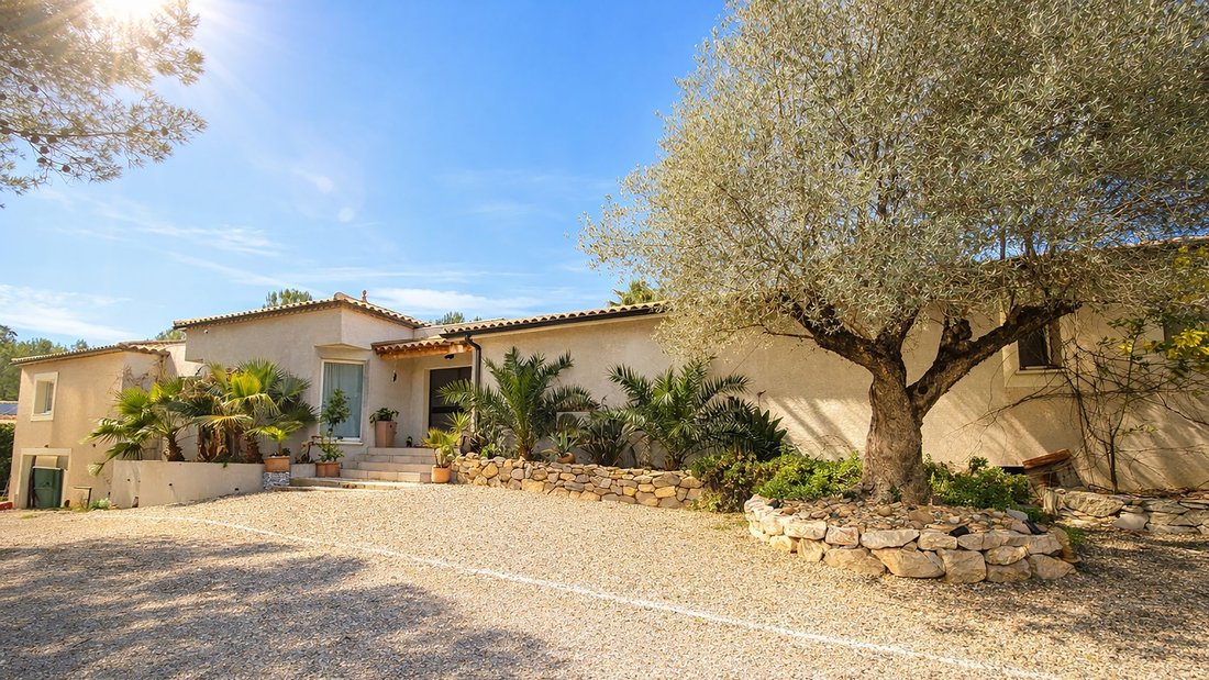 Villa in Guzargues, Occitania, France 1 - 17264816