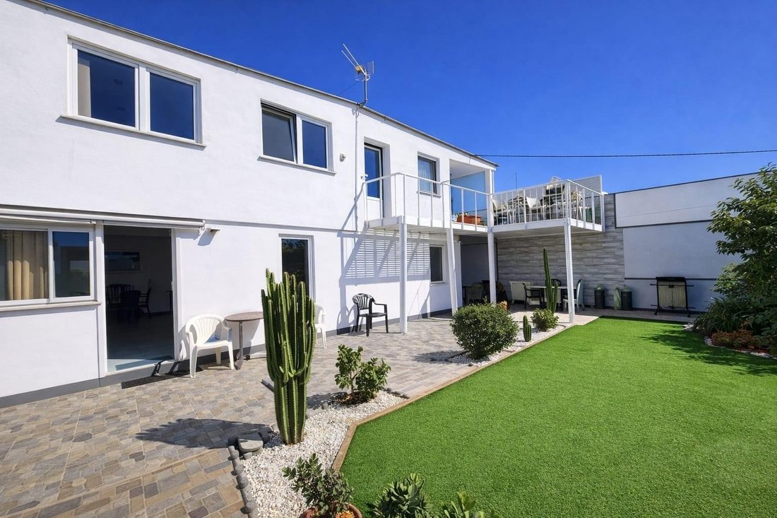 Villa in Arona, Canary Islands, Spain 2 - 17262508