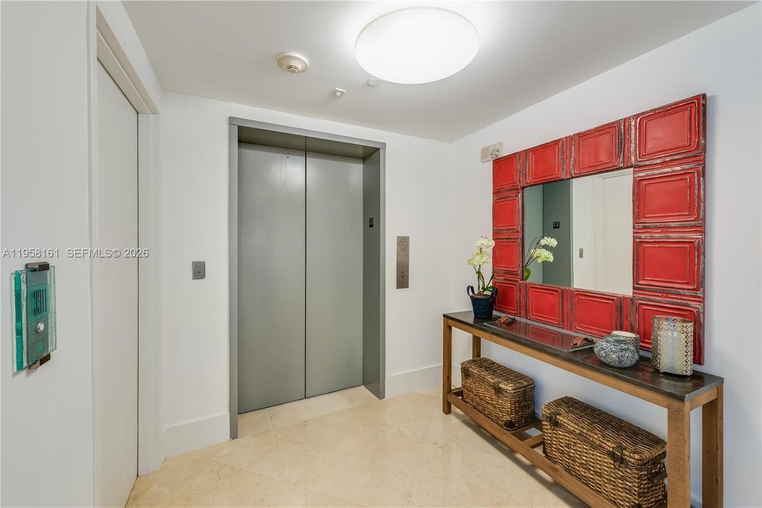 Condo in Miami, Florida, United States 1 - 17261370