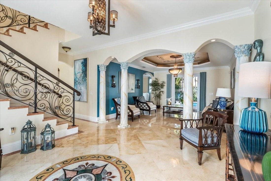 House in Hialeah, Florida, United States 4 - 17262060