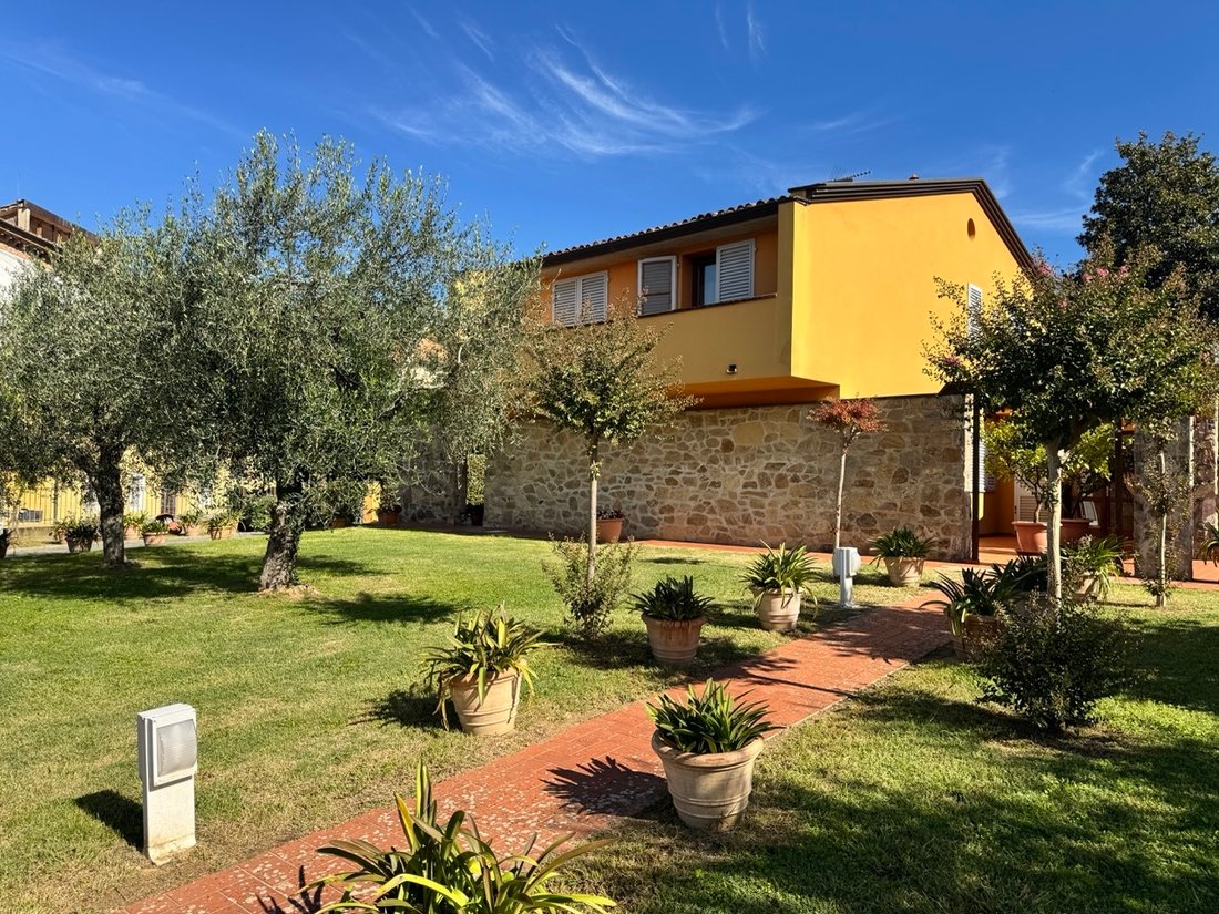 Villa in Irnerio, Bologna, Italy 2 - 17259636