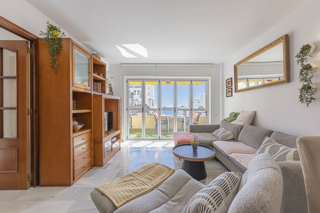 Penthouse in Marbella, Andalusia, Spain 4 - 17262574