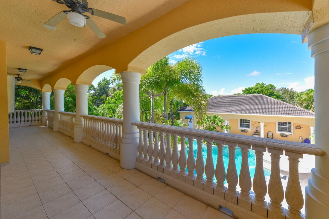 House in Fort Pierce, Florida, United States 5 - 16633160