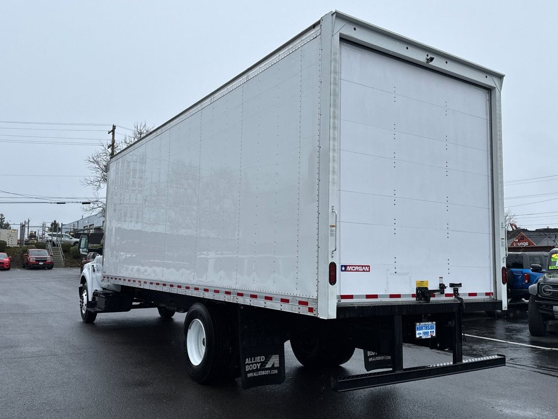 Pickup in Portland, OR, United States 4 - 17227071
