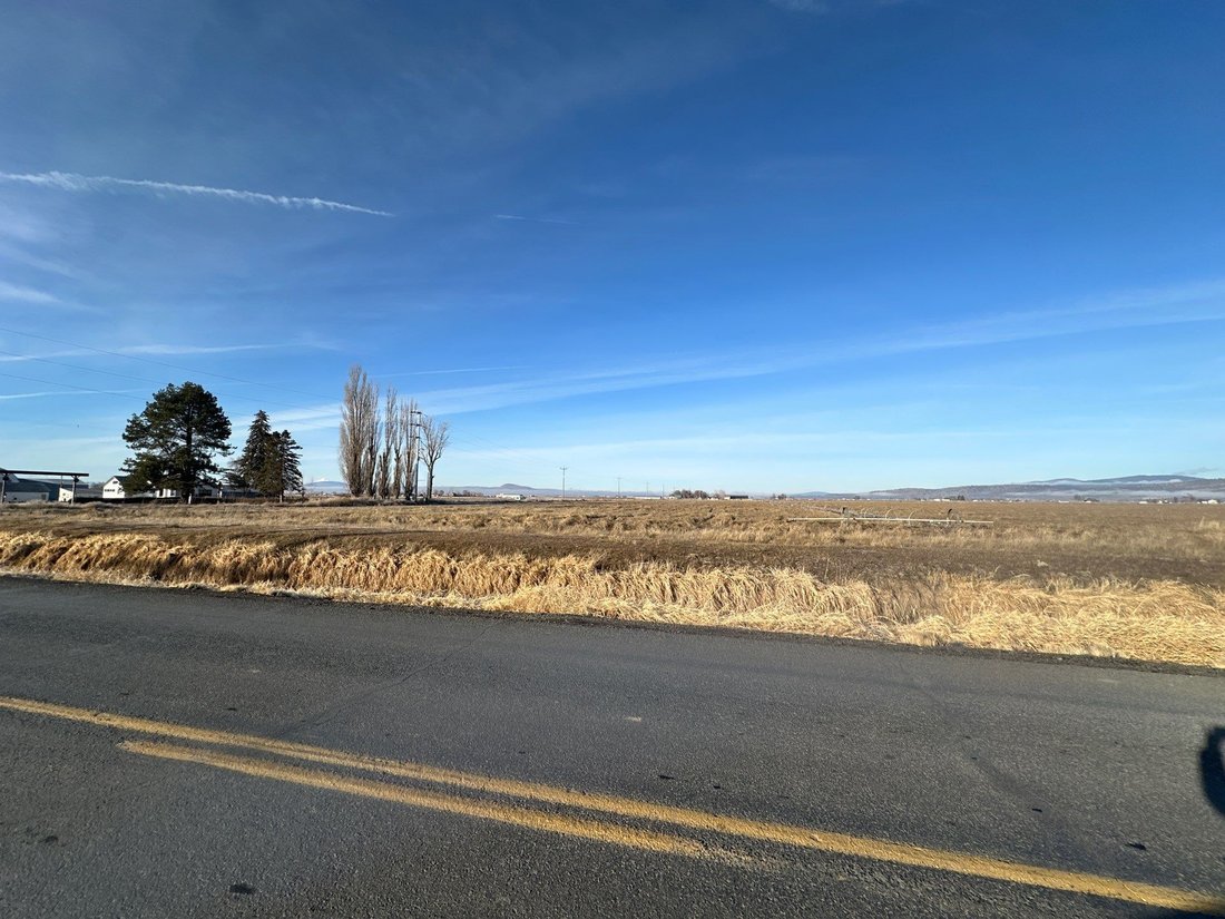 Land in Malin, Oregon, United States 1 - 17261089