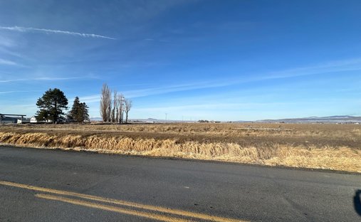 Land in Malin, Oregon, United States 1