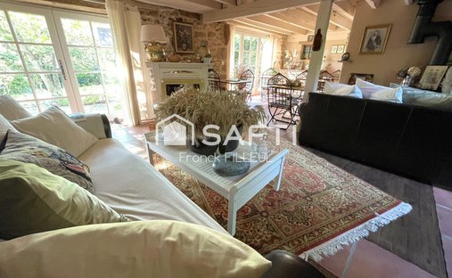 Casa a Chamboulive, Nuova Aquitania, Francia 1