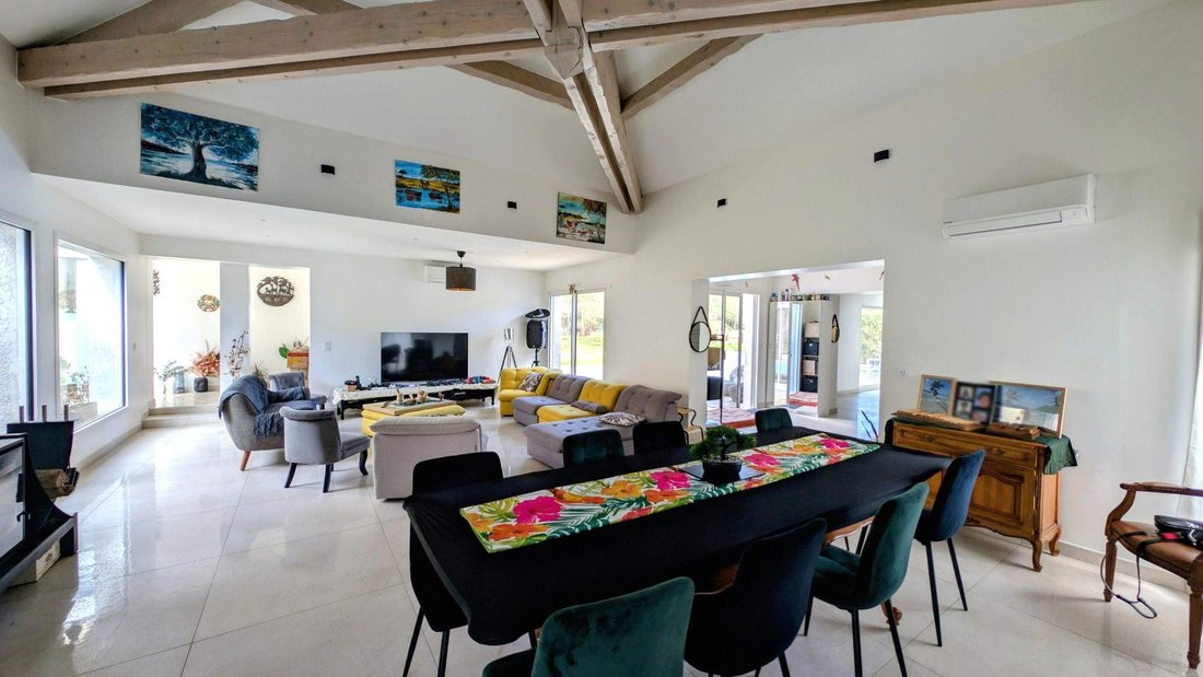 Villa in Guzargues, Occitania, France 5 - 17264816