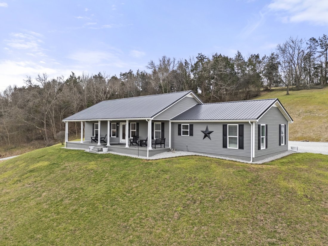 House in Hohenwald, Tennessee, United States 4 - 17259653