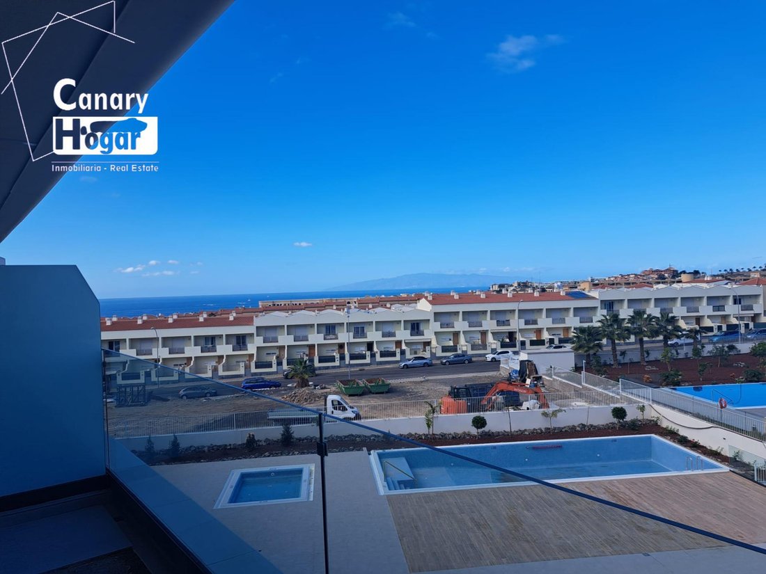 Apartment in Costa Adeje, Adeje, Canary Islands 2 - 17263326