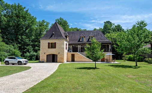 House in Montignac-Lascaux, Nouvelle-Aquitaine, France 1