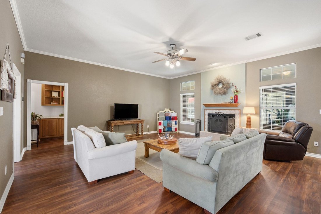 House in Georgetown, Texas, United States 5 - 17261271