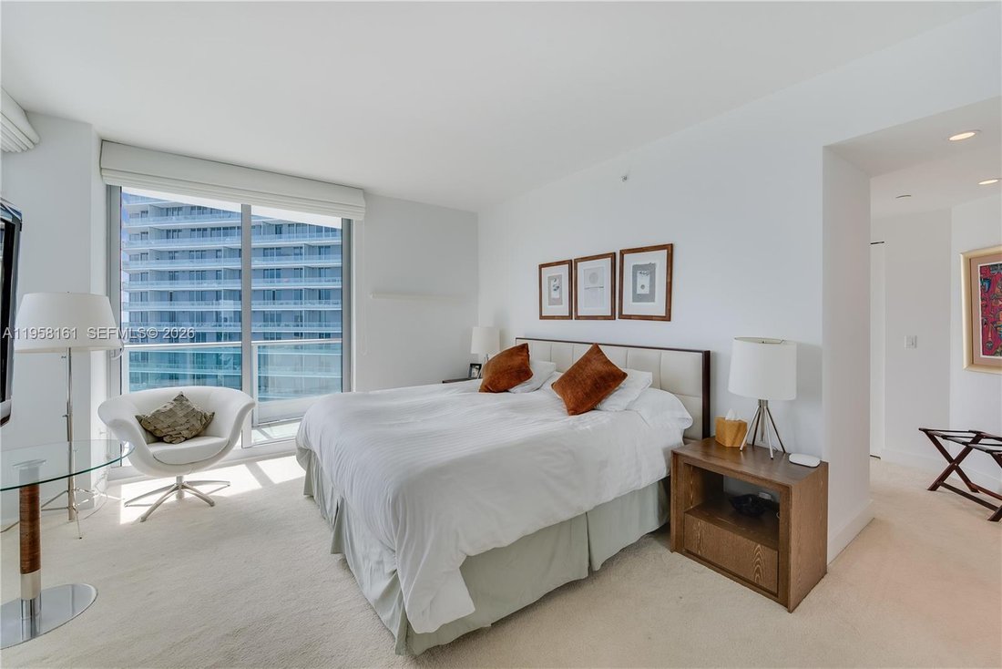 Condo in Miami, Florida, United States 3 - 17261370