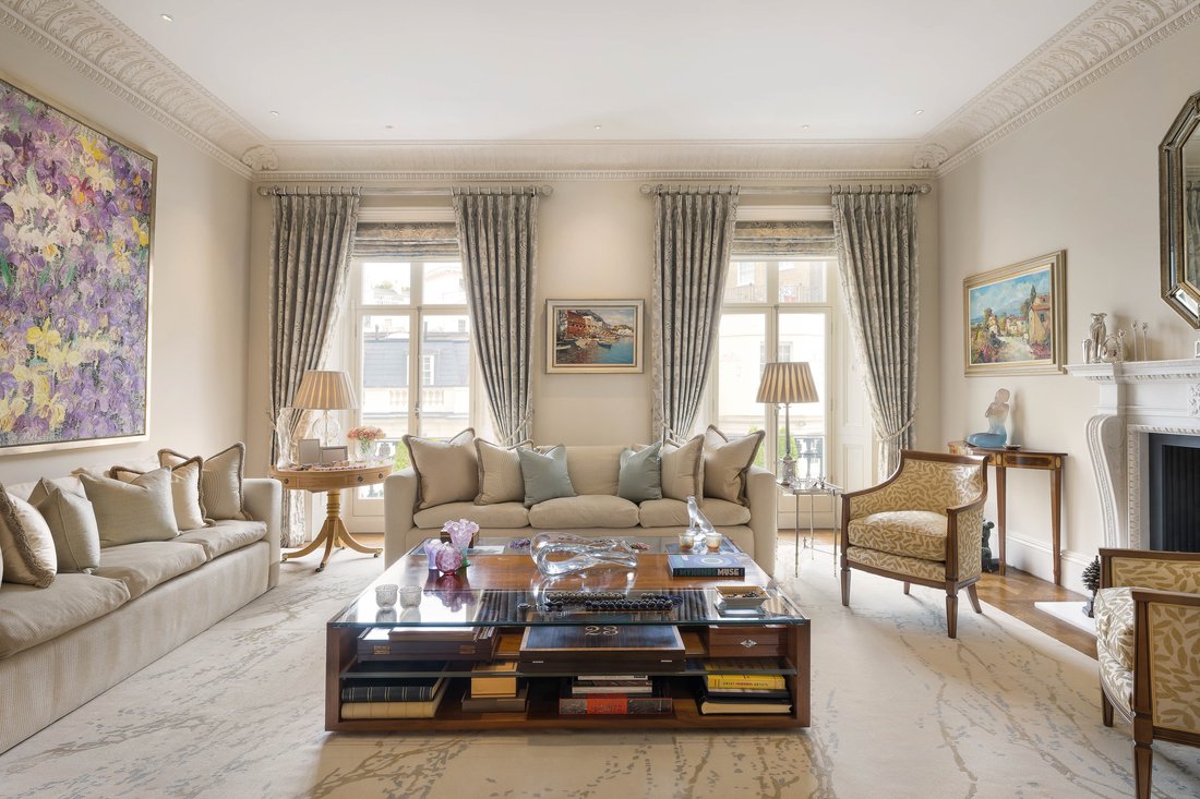 House in Belgravia, Westminster, England 2 - 17048226