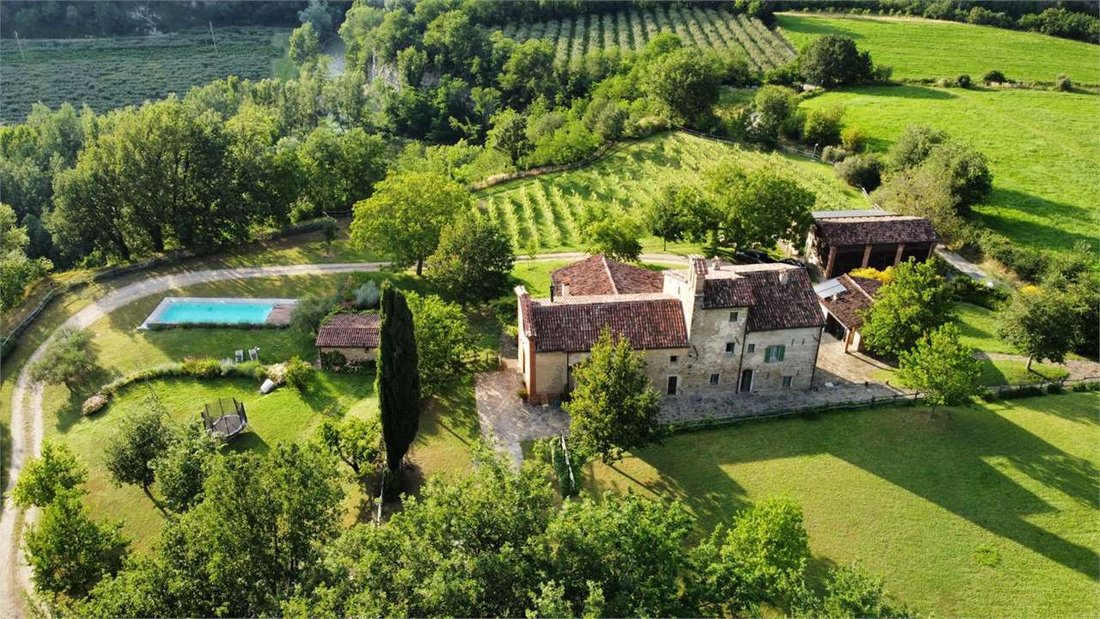 Villa in Brisighella, Emilia-Romagna, Italy 1 - 17264171