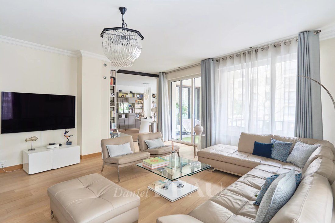Apartment in Muette Nord, Paris 16e Arrondissement, Paris 5 - 17263985
