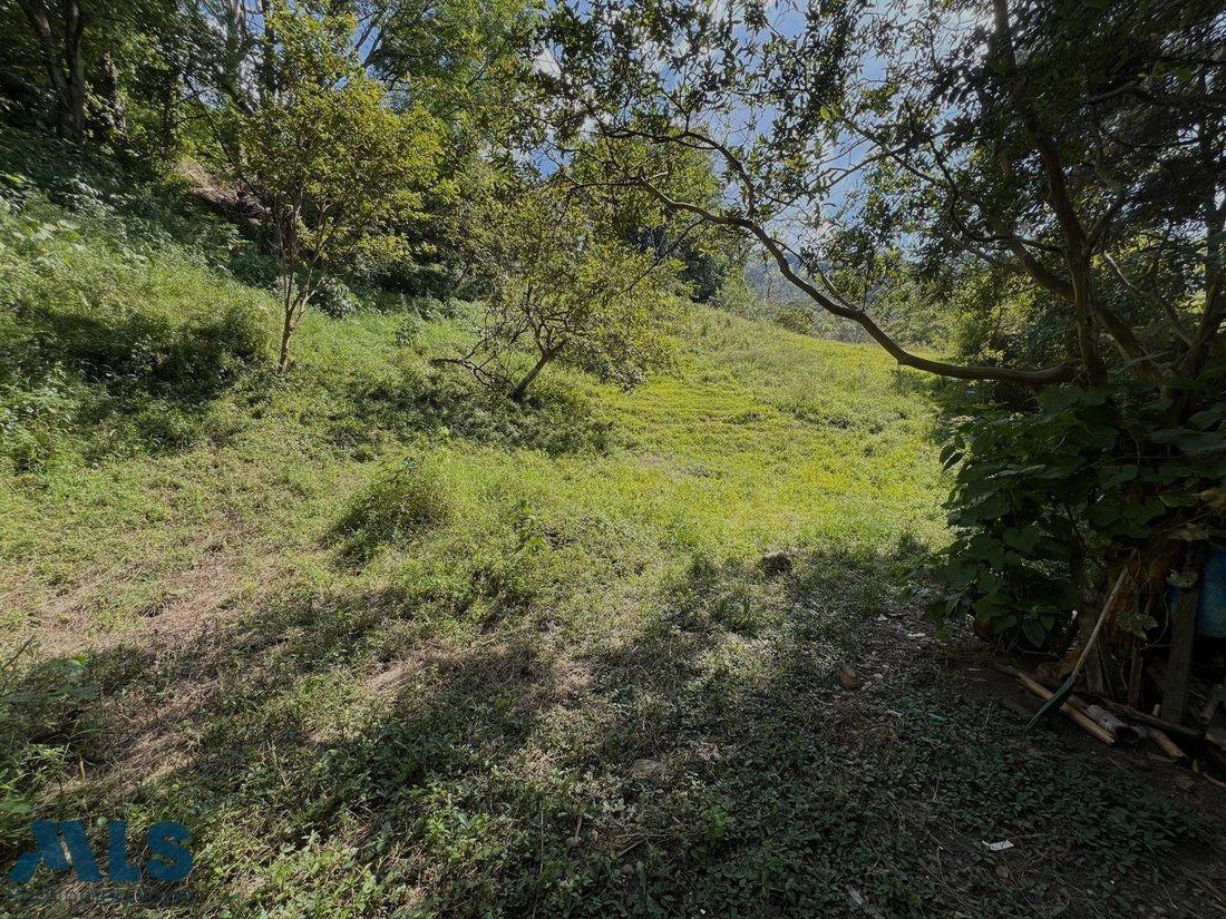 Land in Envigado, Antioquia, Colombia 3 - 17260386