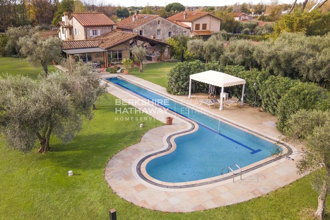 Villa in Center, Forte dei Marmi, Tuscany 2 - 17264184