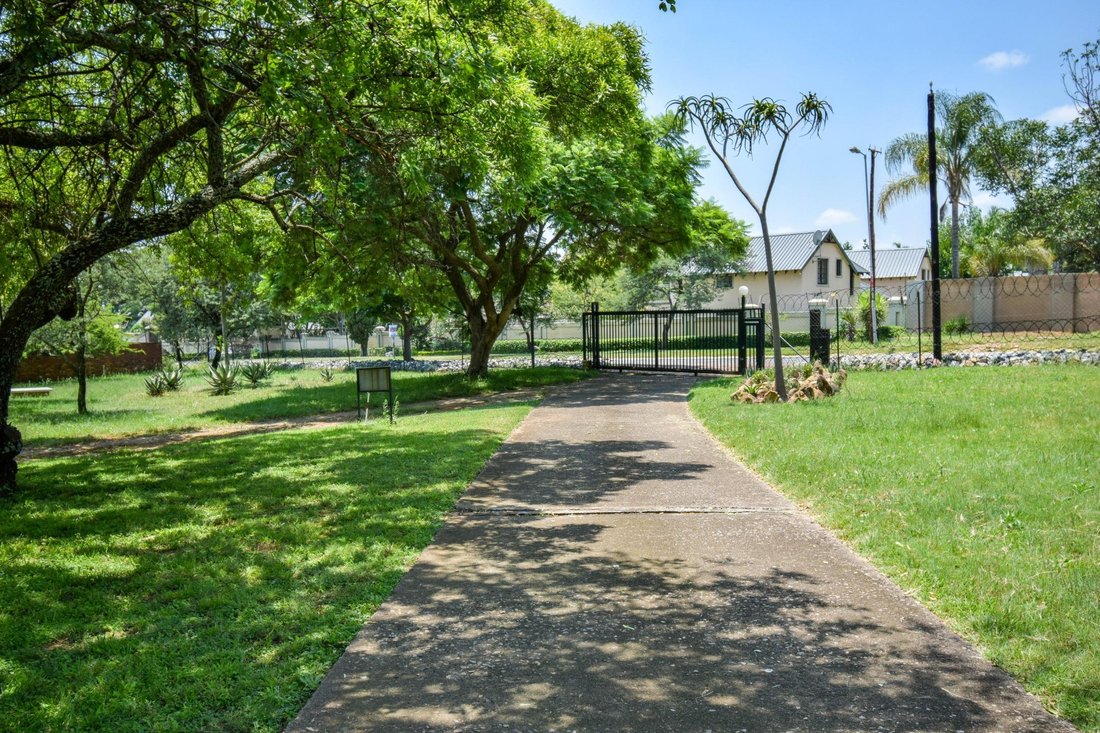 House in Pretoria, Gauteng, South Africa 4 - 17263992