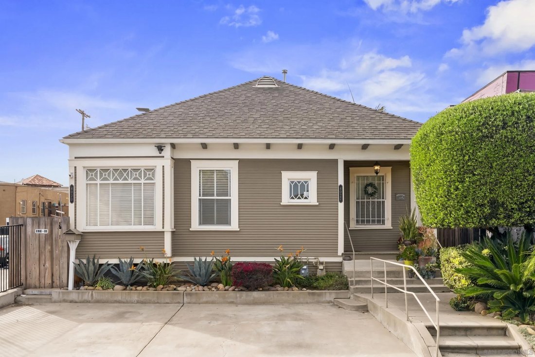 San Diego, California, United States 1 - 17260223