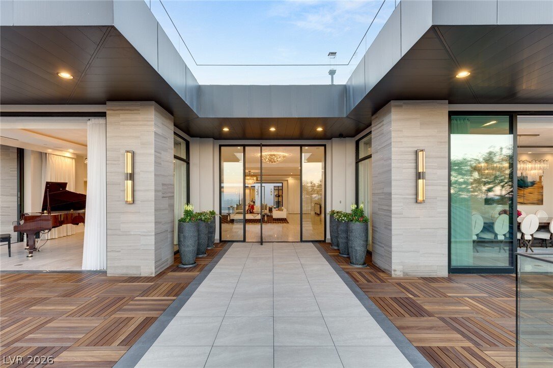House in Las Vegas, Nevada, United States 5 - 17261121