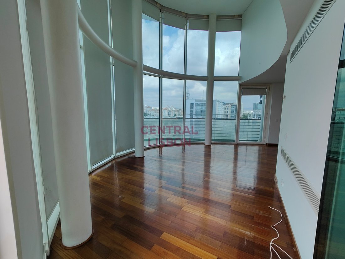 Apartment in Parque das Nacoes, Lisbon, Portugal 2 - 17264281