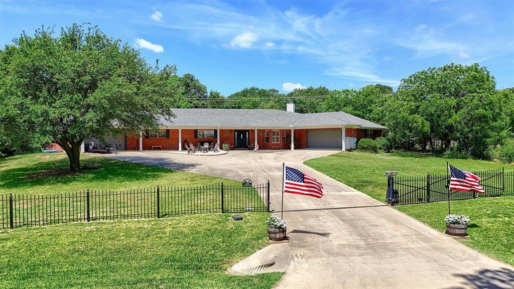 House in Gainesville, Texas, United States 1 - 17263415