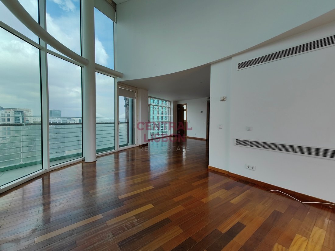 Apartment in Parque das Nacoes, Lisbon, Portugal 3 - 17264281