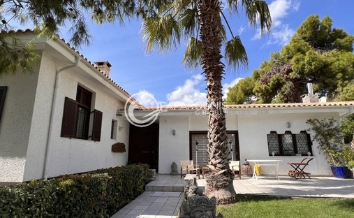 House in Kifisia, Attica, Greece 1