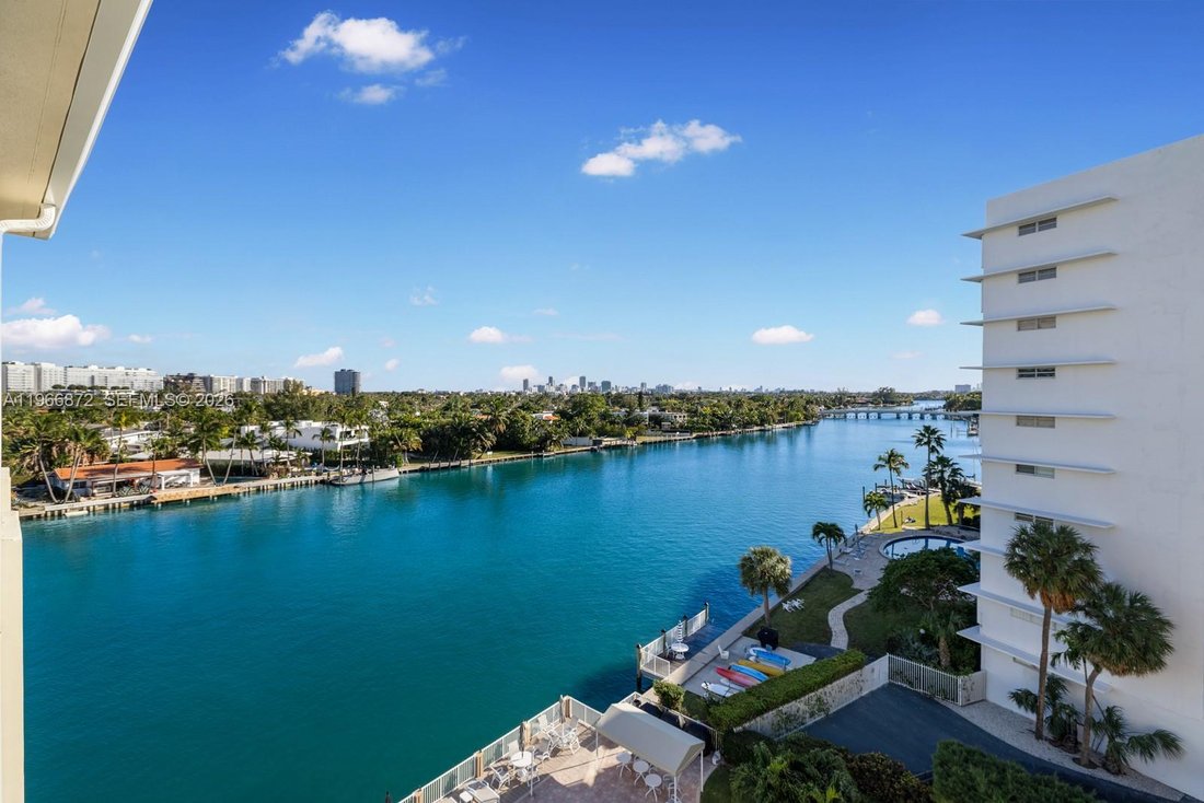 Condo in Bal Harbour, Florida, United States 2 - 17263874