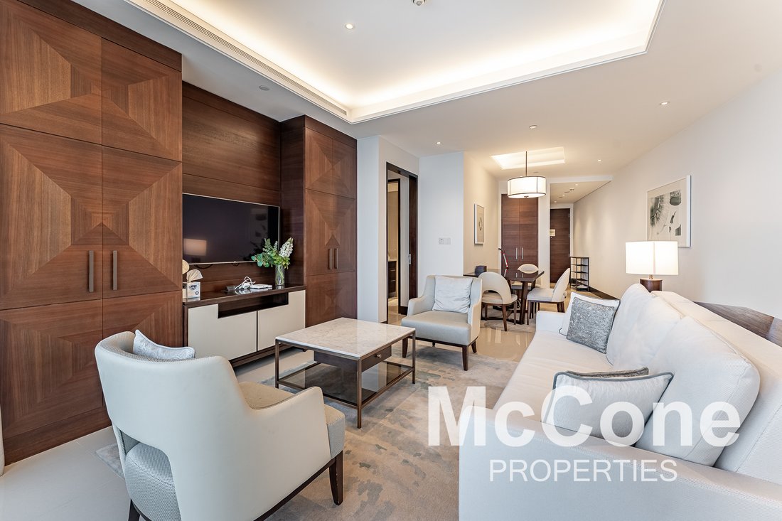 Apartment in Downtown Dubai, Dubai, United Arab Emirates 2 - 17263112