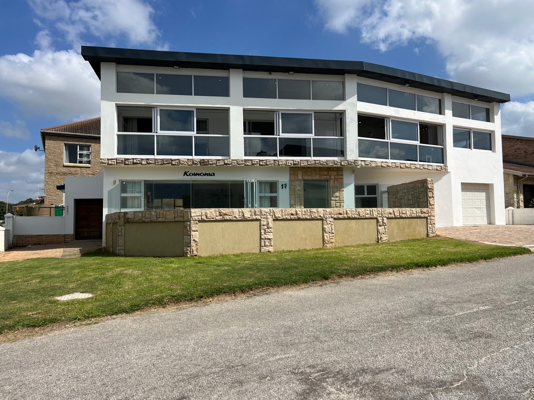 House in Jeffreys Bay, Eastern Cape, South Africa 1 - 16713833