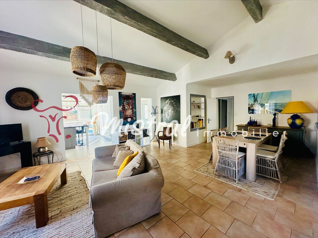Villa in Centre Ville, Aigues-Mortes, France 2 - 17262812