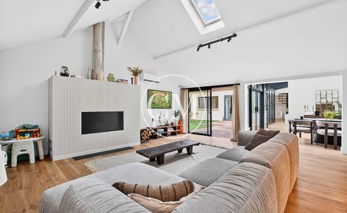 Villa in Crespieres, Ile-de-France, France 1