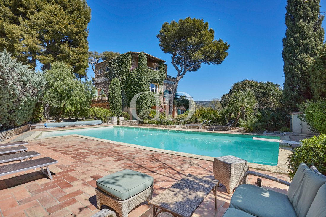 House in Cassis, Provence-Alpes-Côte d'Azur, France 1 - 17263798