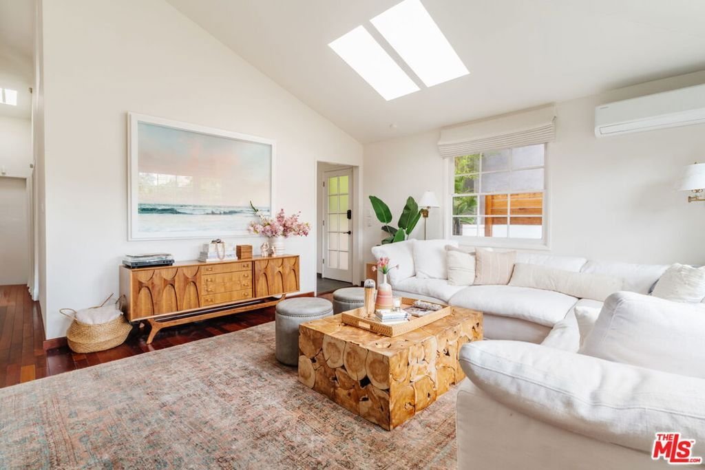 House in Los Angeles, California, United States 1 - 17263567