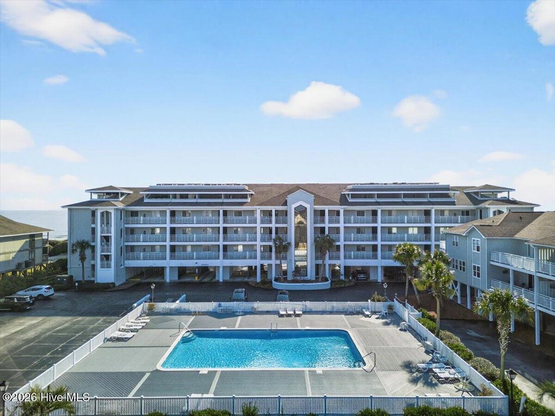 Condo in Ocean Isle Beach, North Carolina, United States 1 - 17263758