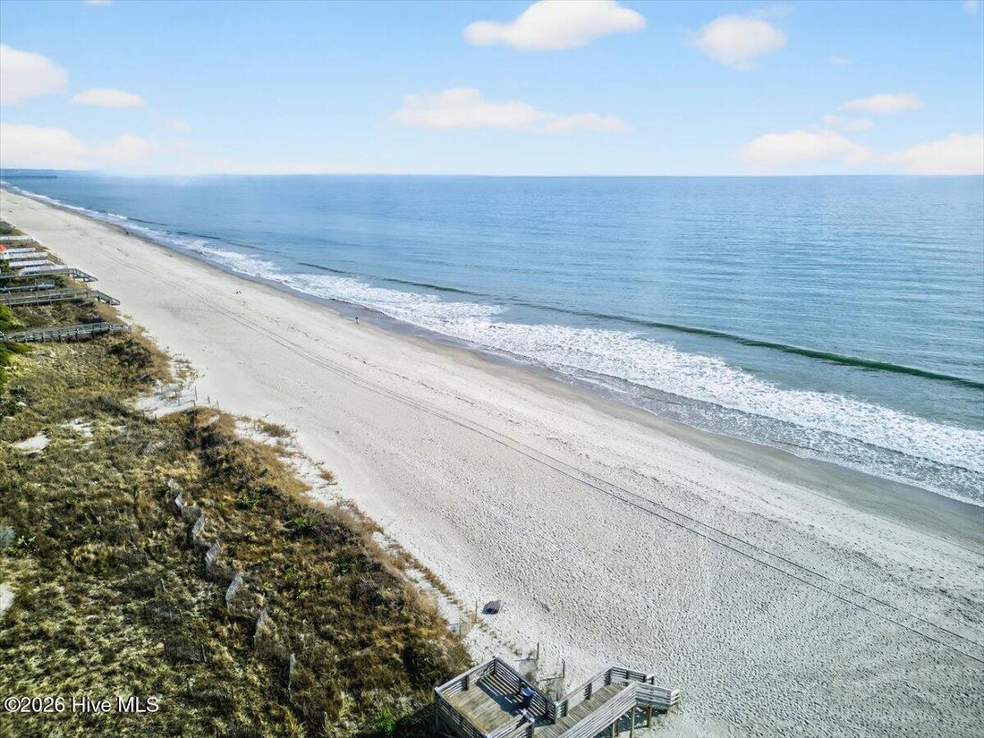 Condo in Ocean Isle Beach, North Carolina, United States 3 - 17263758