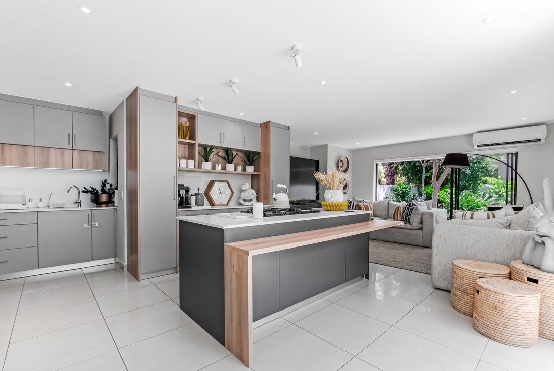 House in Roodepoort, Gauteng, South Africa 4 - 17338158