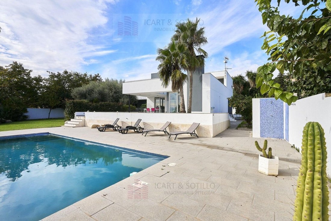 Villa in Vinaros, Valencian Community, Spain 1 - 15726640