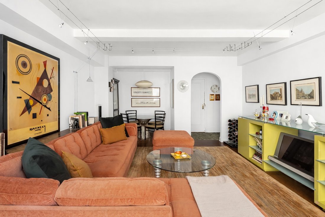 Co Op in New York, New York, United States 1 - 16307693