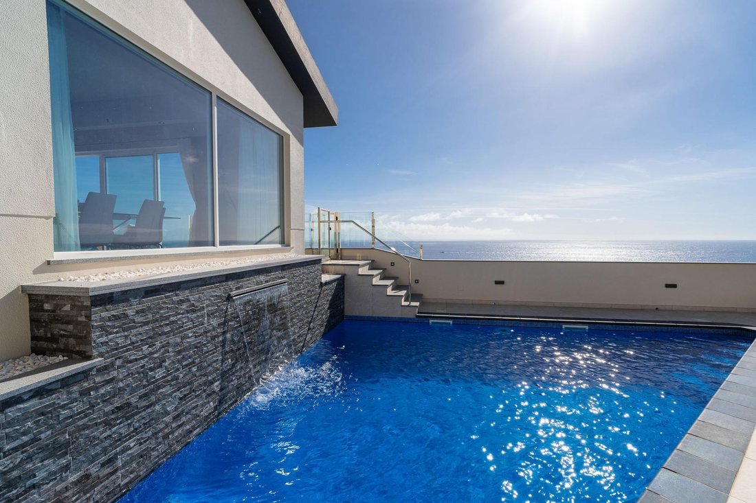 Villa in Reed, Madeira, Portugal 1 - 17265283